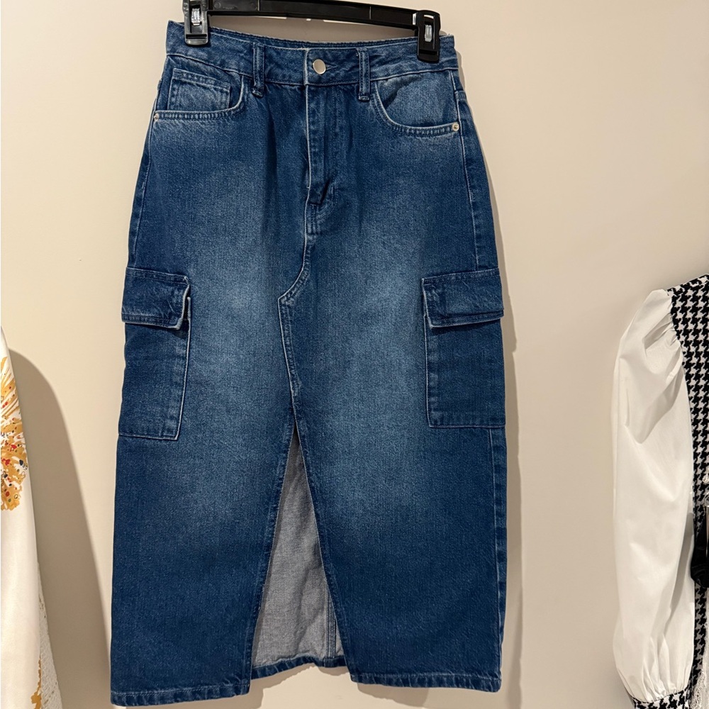 Denim Cargo Midi Skirt NWOT